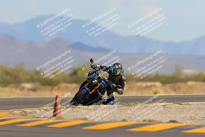 media/Oct-09-2022-SoCal Trackdays (Sun) [[95640aeeb6]]/Turn 15 (150pm)/